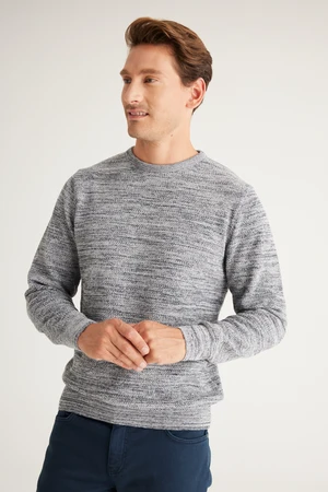 AC&Co / Altınyıldız Classics Men's Grey-and-black Recycle Standard Fit Regular Cut Crew Neck Patterned Knitwear Sweater.