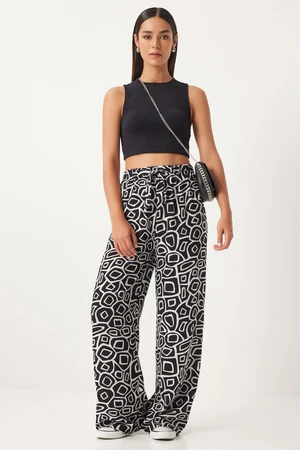 Happiness İstanbul Women's Off-White Black Patterned Loose Viscose Palazzo Trousers