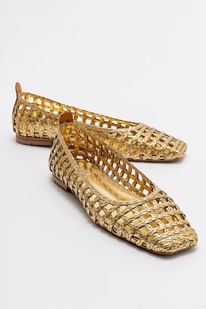 LuviShoes ARCOLA Women's Gold Knitted Patterned Flats