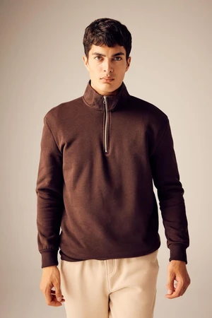 DEFACTO Comfort Fit Zippered Stand Collar Basic Sweatshirt