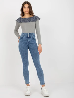 Blue jeans with high waist