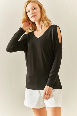 XHAN Black Decollete Loose Blouse