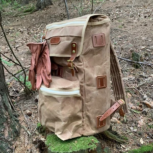 Batoh JUBÖ Bushcraft WAXED Poutník 35l - pískový