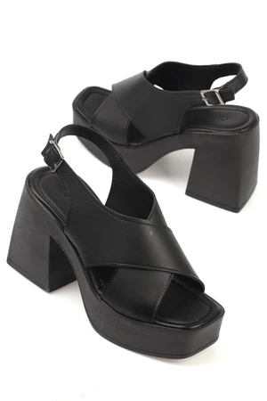 Capone Outfitters Capone Women's Chunky Toe Crossover Wide Strap Platform Heels Black Women's Sandals.