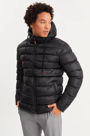 River Club Men's Black Thick Lined Water and Windproof Hooded Winter Puffer Coat