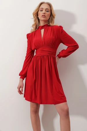 Trend Alaçatı Stili Women's Red Standing Collar Cut Out Flare Sandy Dress