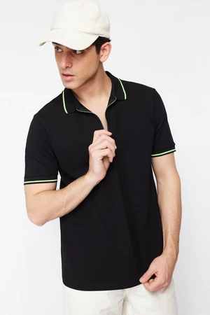 Trendyol Černé Regular / Regular Fit Zip Detailní Polo Neck tričko