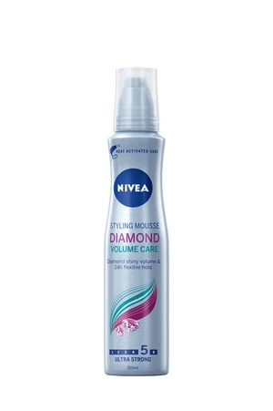 NIVEA Penové tužidlo Diamond Volume