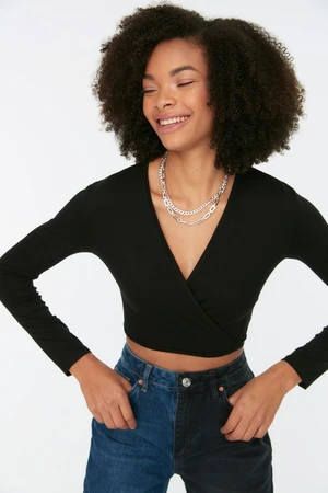 Trendyol Black Double Breasted Neck Fitted Crop Stretchy Knitted Blouse