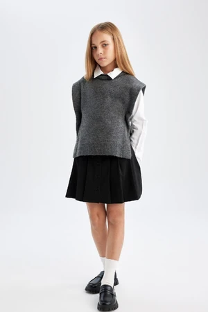 DEFACTO Girl Black Basic Button Closure Pleated Twill School Skirt