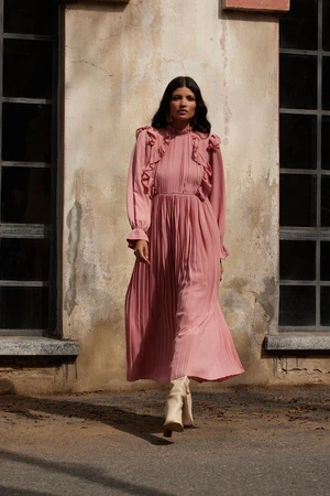 Trendyol X AI Dusty Rose Pleated Dress