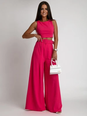 Two-piece set with wide trousers and a dark pink blouse