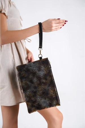 Capone Outfitters Clutch - Black - Tie-dye print