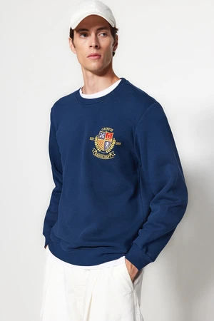 Trendyol Indigo Regular/Regular Fit Crest Vyšívaná Fleece Vo Vnútri Bavlnená Mikina