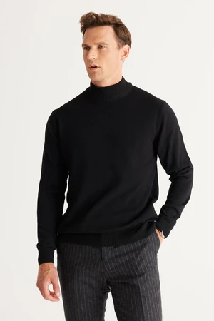 ALTINYILDIZ CLASSICS Men's Black Standard Fit Normal Cut Half Turtleneck Cotton Knitwear Sweater.