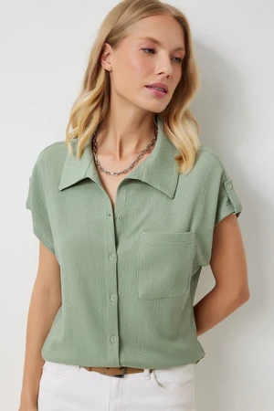 Happiness İstanbul Women's Green Comfortable Knitted Shirt with Pockets