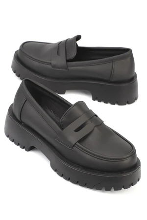 Capone Outfitters Trak Sole Women's Loafers