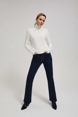 Jeans with wide legs