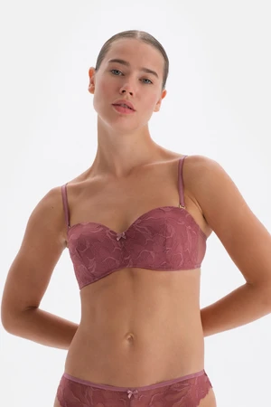 Dagi Strapless Covered Bra with Dusty Rose Lace Detail