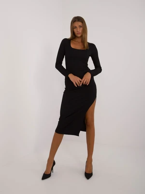 Black long fitted dress