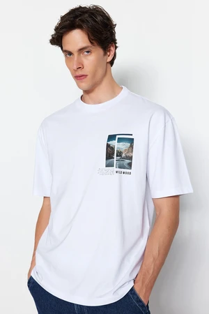 Trendyol White Oversize/Wide Cut Short Sleeve Landscape Printed T-Shirt