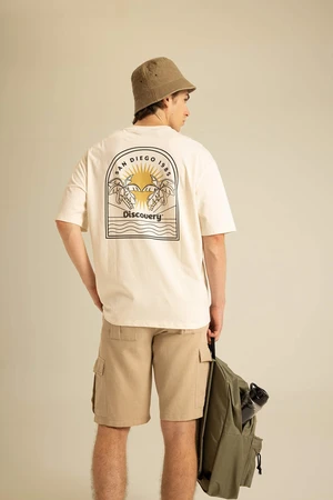 DEFACTO Oversize Fit Discovery Licensed Crew Neck T-Shirt