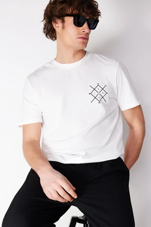 Trendyol Ecru Regular/Normal Cut Logo Printed 100% Cotton Short Sleeve T-Shirt