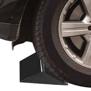 Wheel Chocks For Travel Trailers Solid Heavy Duty Rubber Wheel Toppers Anti-Slip Grip Ribbed Chock Block For Camper Trailer RV