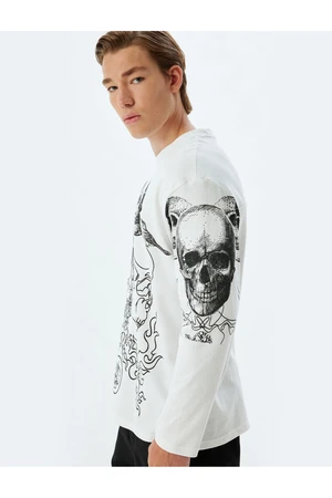 Koton Skull Printed Sweater Crew Neck Loose Fit Long Sleeve Cotton