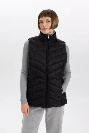 DEFACTO Water Repellent Stand Collar Quilted Zippered Pocket Seasonal Puffer Vest