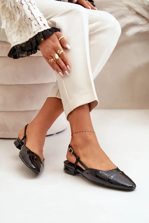 Patent leather ballerinas with a low heel with an open heel black Kairael