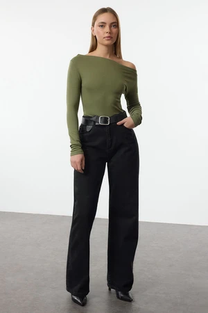 Trendyol Khaki Plain Premium Soft Fabric Fitted/Fits the Body Boat Neck Knitted Blouse