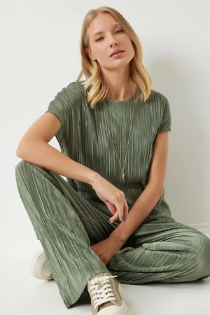 Happiness İstanbul Women's Green Pleated Casual Blouse Trousers Set