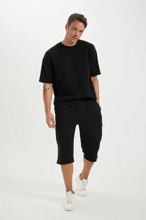 DEFACTO Slim Fit Pocket Capri Basic Shorts