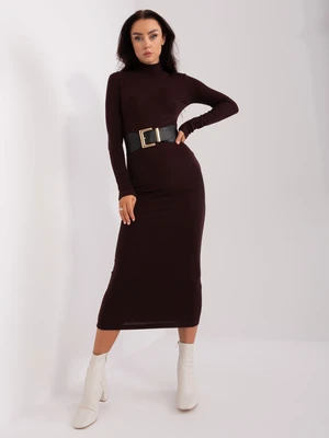 Dark brown fitted dress with belt