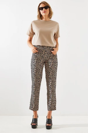 Bianco Lucci Women's Leopard Print Trousers MBMS007