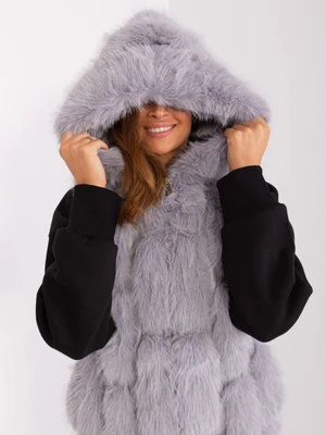 Gray zippered vest made of eco-fur