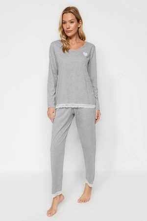 Trendyol Gray Heart Embroidered Lace Detailed Cotton Tshirt-Pants Knitted Pajamas Set