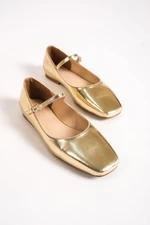 Capone Outfitters Short Toe Banded Marj Jane Metallic Gold Women's Flats