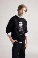 DEFACTO Boy's Crew Neck Atatürk Printed Sweatshirt