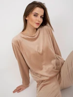 Beige velour ensemble with trousers by Brenda RUE PARIS