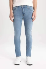 DEFACTO Pedro Slim Fit Jeans