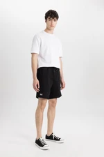 DEFACTO Slim Fit Skinny Leg Basic Shorts