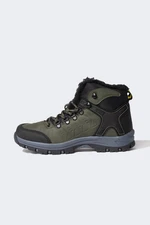 DEFACTO Boy&#39;s Serrated Sole Faux Leather Trekking Boots