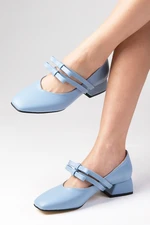 Mio Gusto Britney Blue Women's Flat Toe Short Heeled Shoes