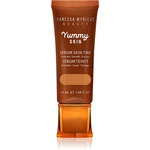 Danessa Myricks Beauty Yummy Skin Serum Skin Tint hydratačný make-up s vyhladzujúcim účinkom odtieň 9 - Medium to Tan Skin with Neutral Olive Underton