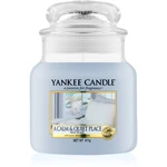 Yankee Candle A Calm & Quiet Place vonná sviečka Classic veľká 411 g