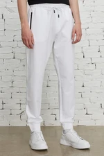 ALTINYILDIZ CLASSICS Men's White Standard Fit Regular Cut Sweatpants.