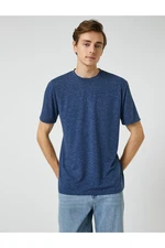 Koton Basic T-shirt with a Crew Neck Short Sleeves, Slim Fit.