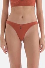 Dagi Terracotta Button Detailed Rib Thong